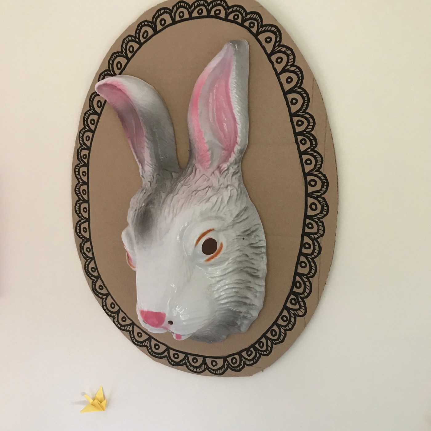 Des trophées encore et toujours diy craft enfant bricolage recyclage masque carton Image à la une