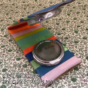 A tambours battants et sinon castagnettes bouchons metaliques Instrument de musique recyclé DIY craft bricolage enfant