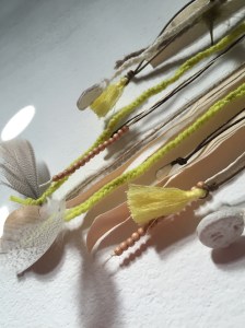 Attrape rêves indien diy bricolage enfant craft plumes ruban Et sinon jaune 2