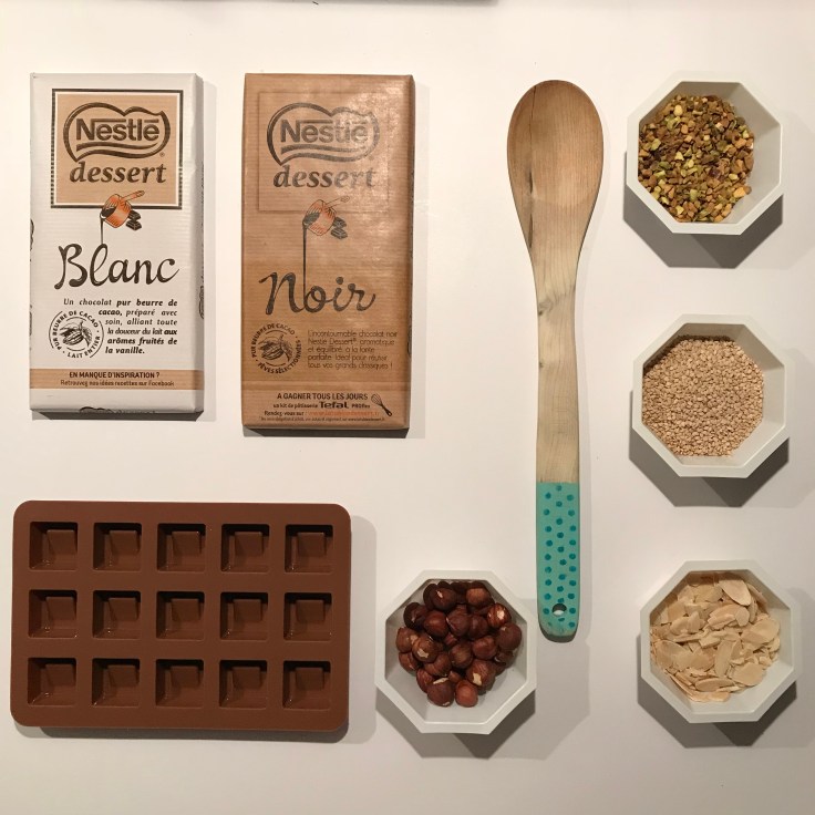 Chocolat noir ou blanc - DIY - bricolage enfant - craft for kids - chocolats de Noël - DIY pâtissier - fiche matériel